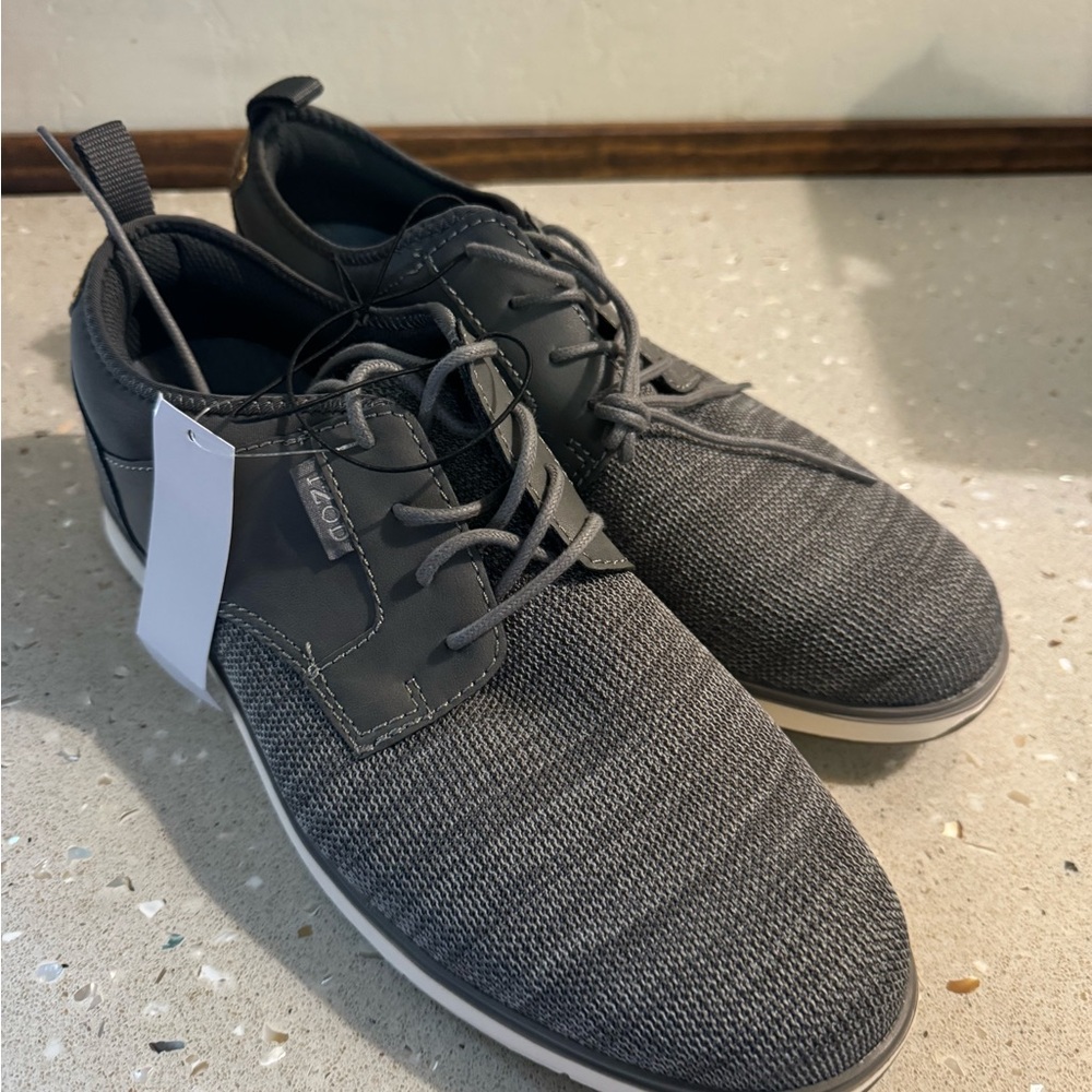 Grey Izod Drift men’s shoes